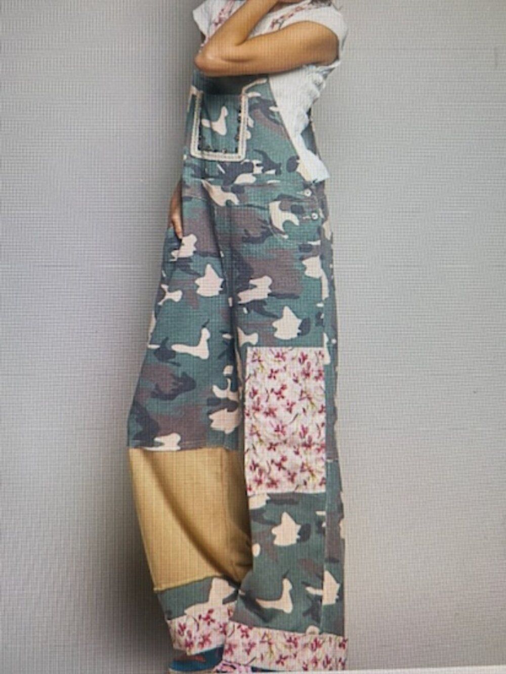 POL Olive Camo Patchwork Adjustable Floral Strap Relaxed Fit Overalls NEW